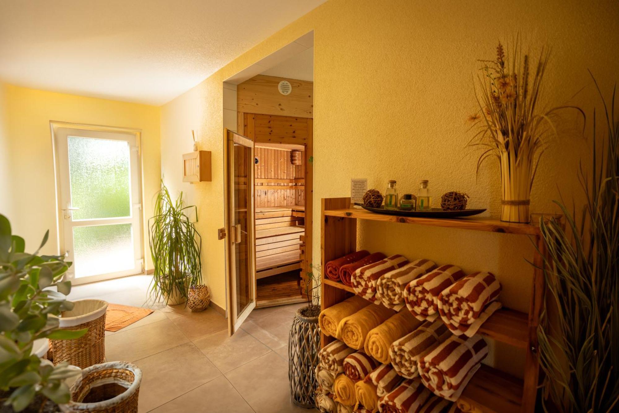 Ferienhotel Wolfsmühle Rodishain Exterior foto