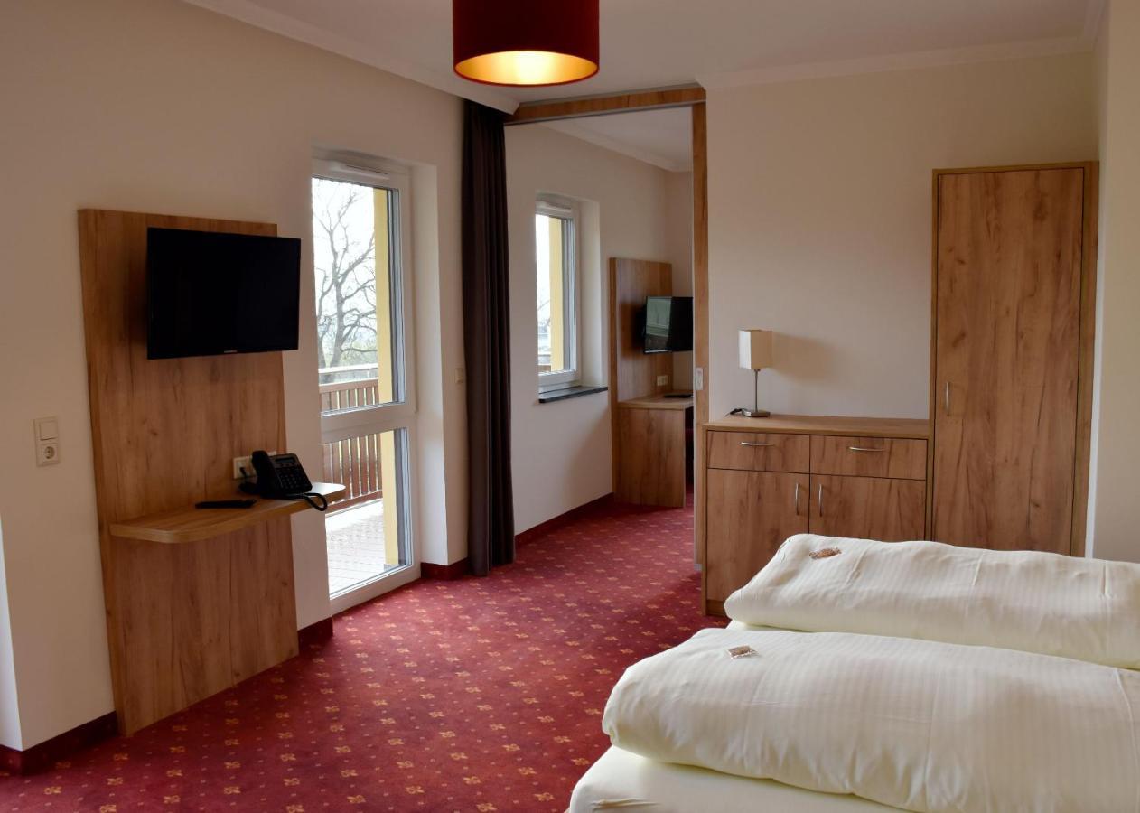 Ferienhotel Wolfsmühle Rodishain Exterior foto